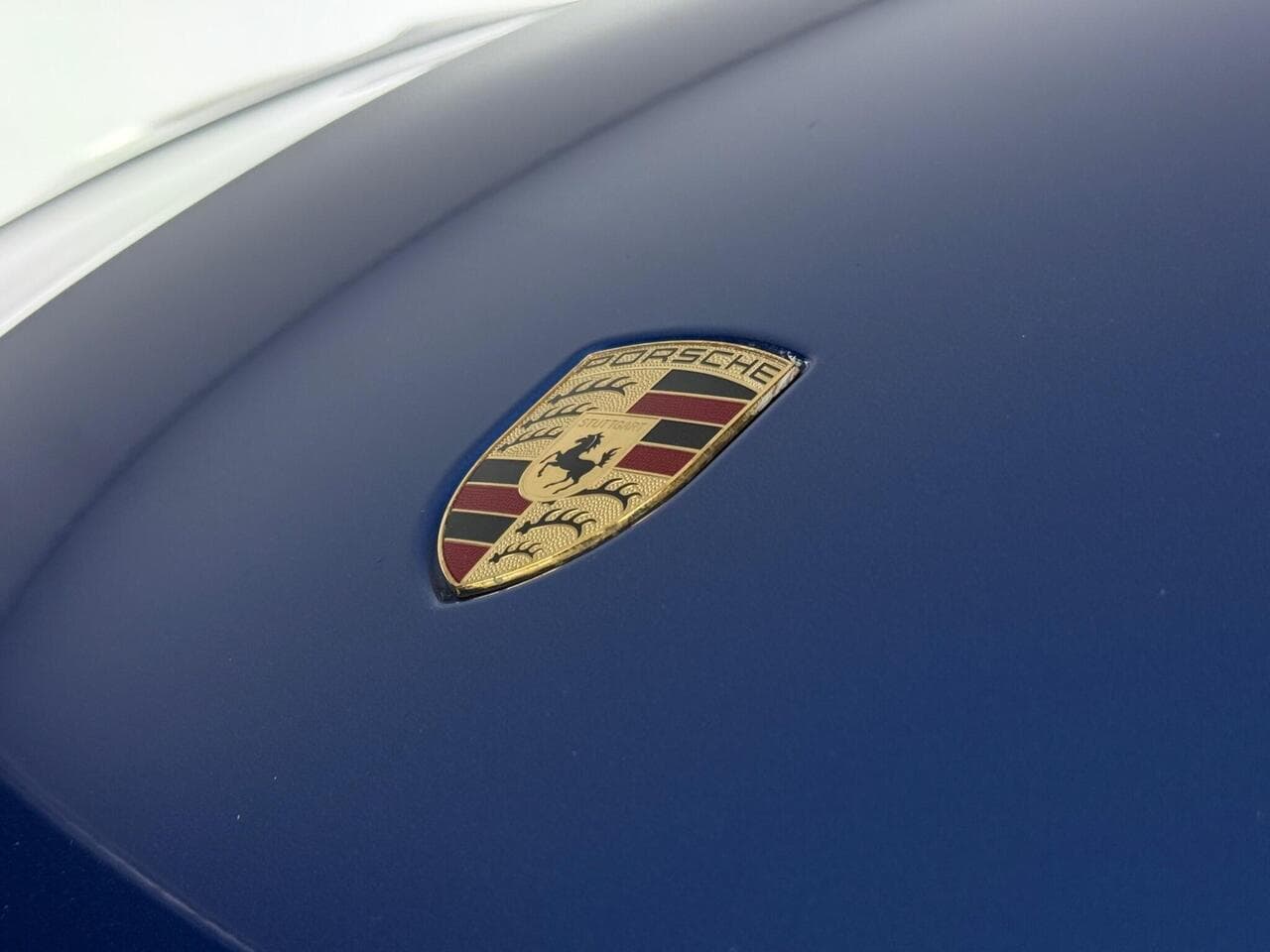Porsche Macan thumbnail Badge Exterior