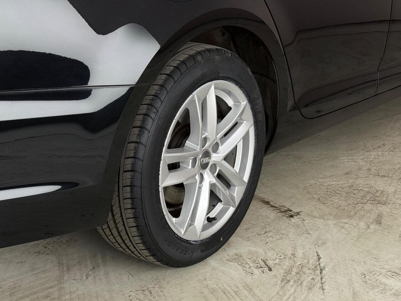 Audi A4 thumbnail Wheel