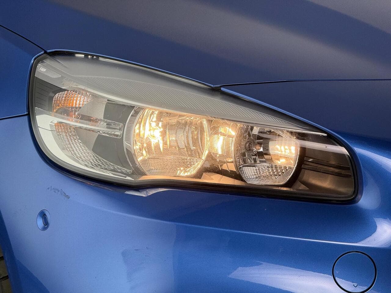 BMW 2 Series Gran Tourer thumbnail Lights Front