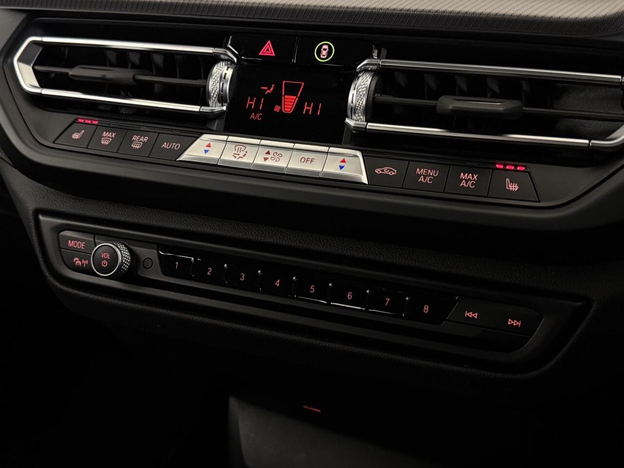 BMW 1 Series thumbnail Infotainment System