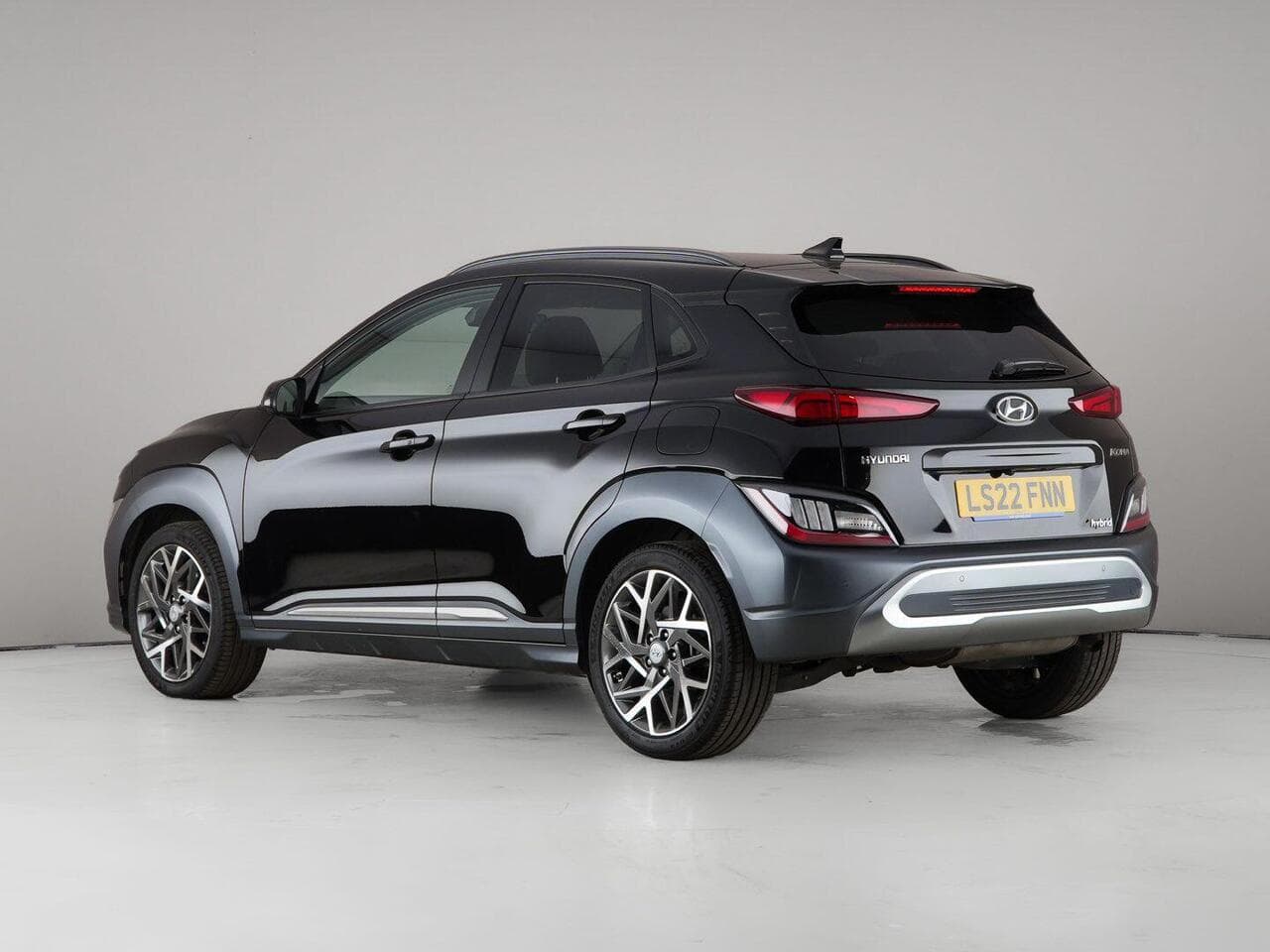 Hyundai KONA thumbnail Rear Left