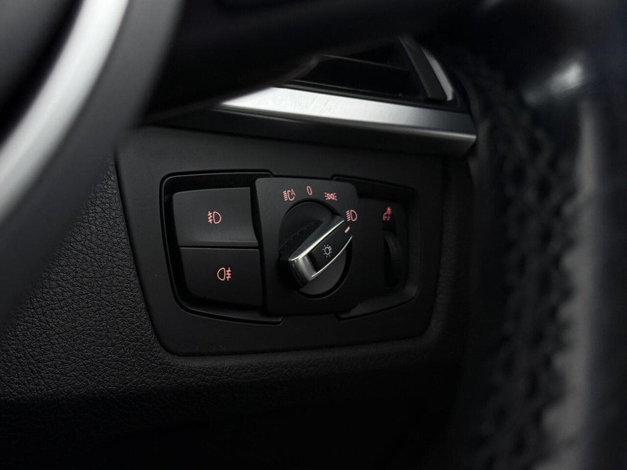 BMW 4 Series Gran Coupe thumbnail Misc Controls