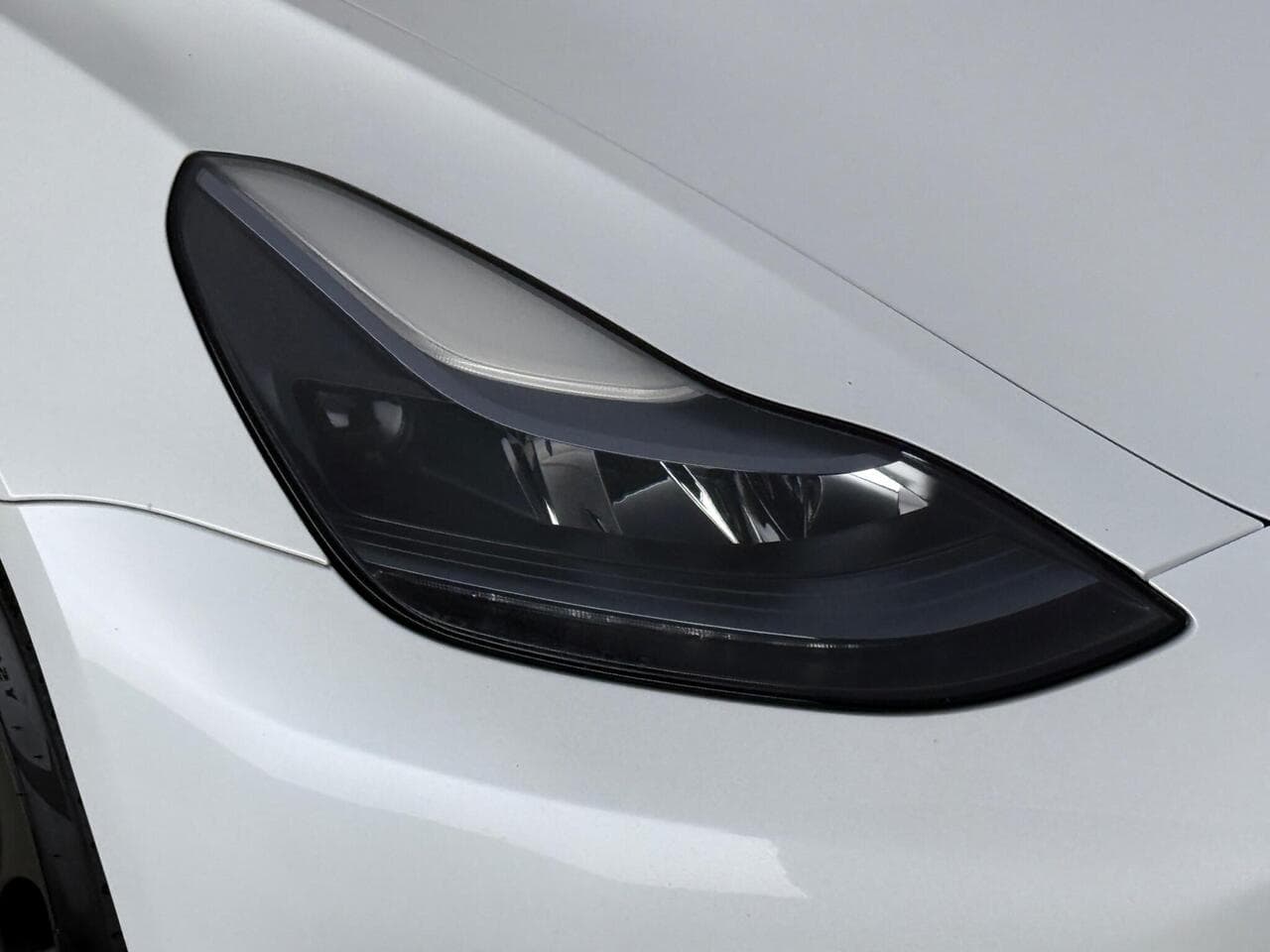 Tesla Model 3 thumbnail Inconclusive