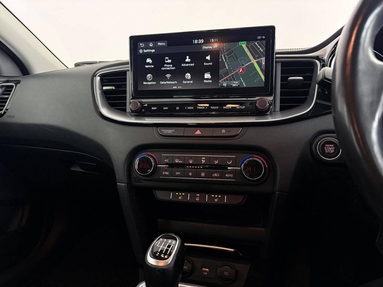 Kia XCeed thumbnail Infotainment System