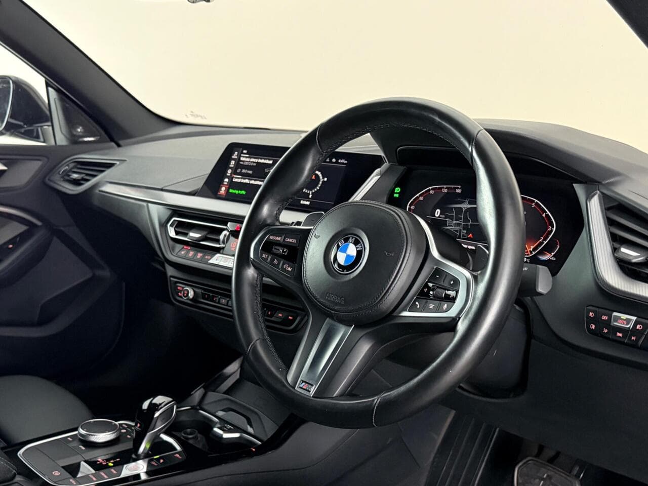 BMW 2 Series Gran Coupe thumbnail Interior Front