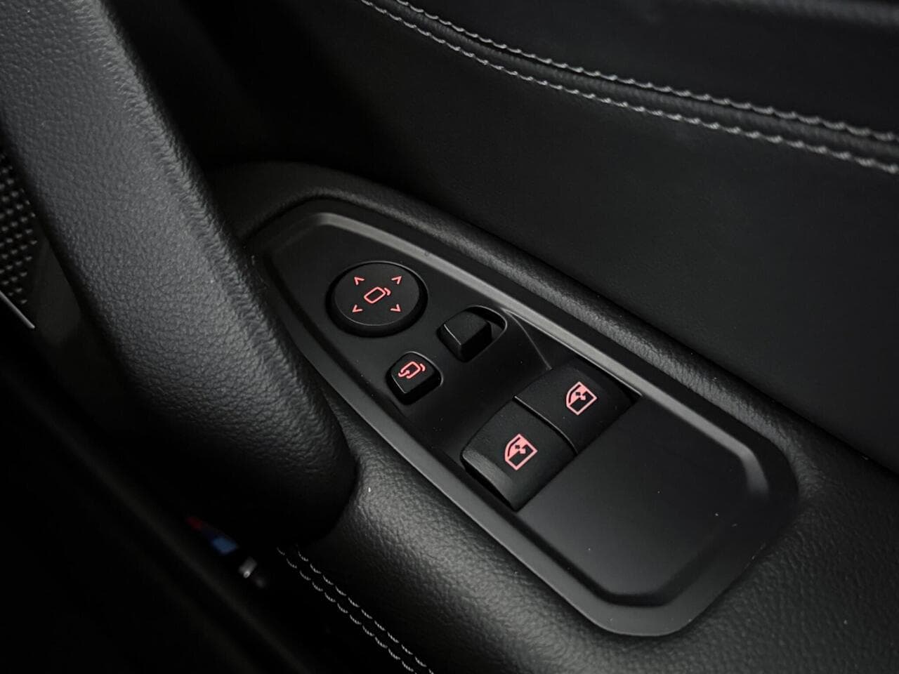 BMW Z4 thumbnail Misc Controls
