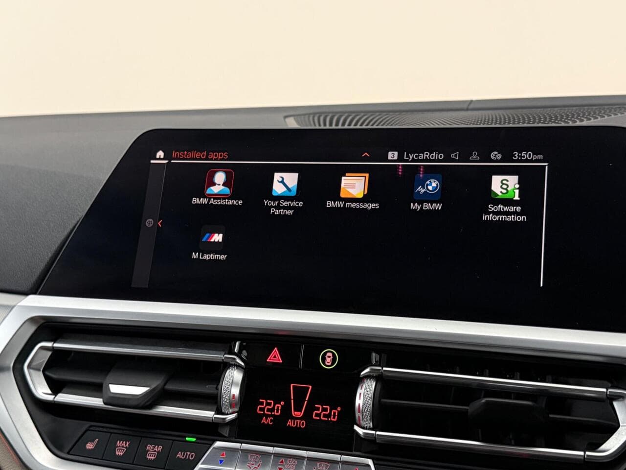 BMW 3 Series thumbnail Infotainment System