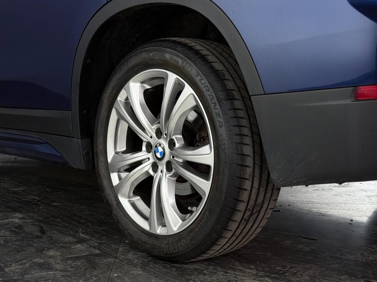 BMW X1 thumbnail Wheel