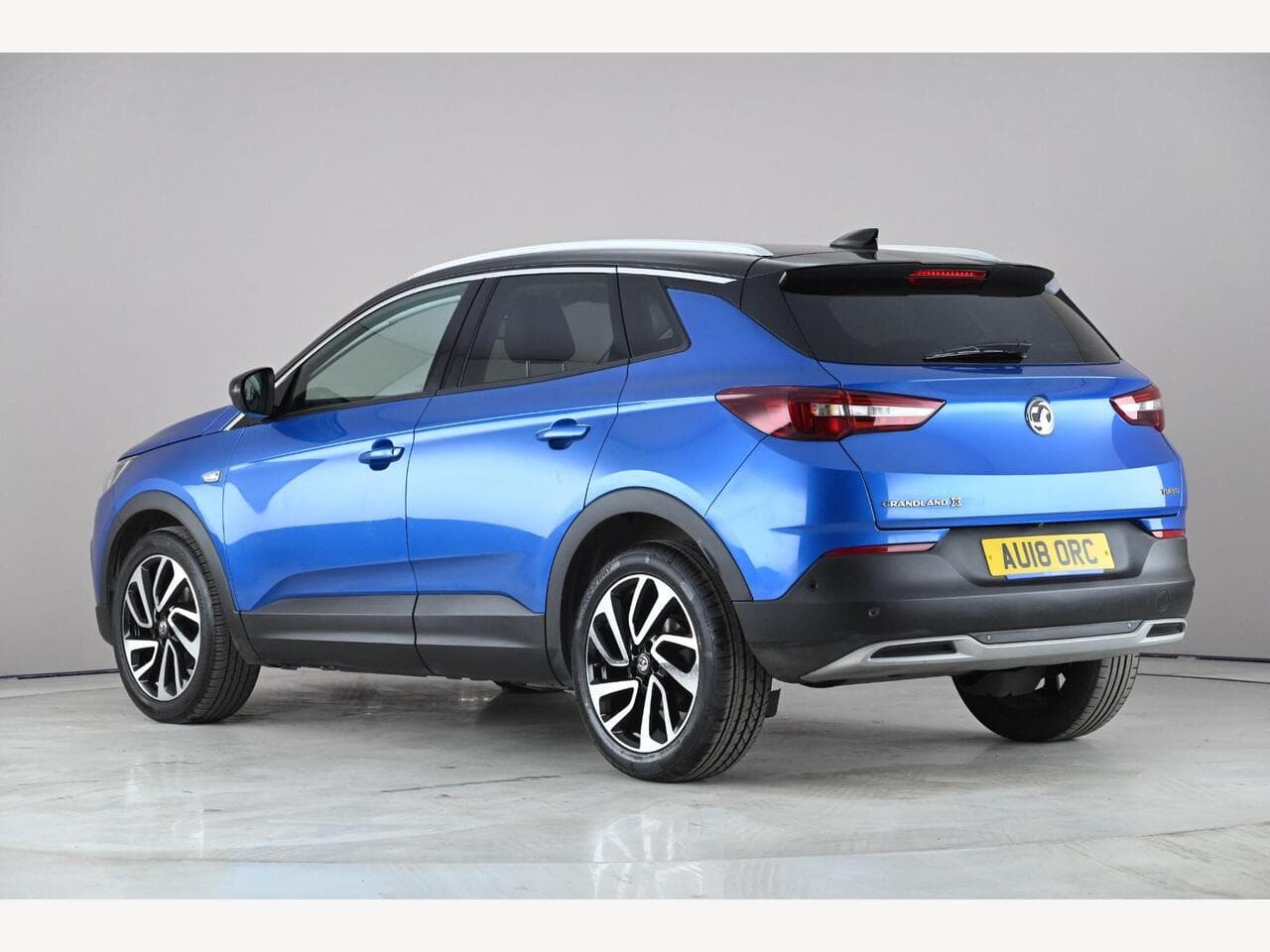 Vauxhall Grandland X thumbnail Rear Left