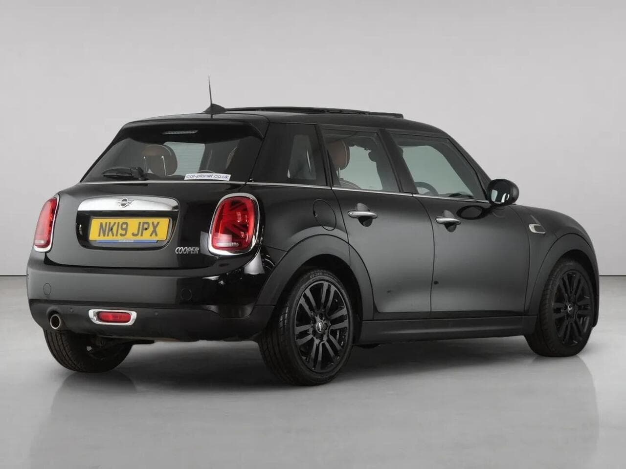 MINI Hatch thumbnail Rear Right
