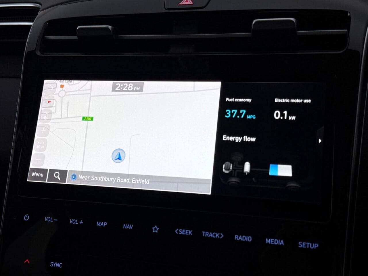 Hyundai TUCSON thumbnail Infotainment System