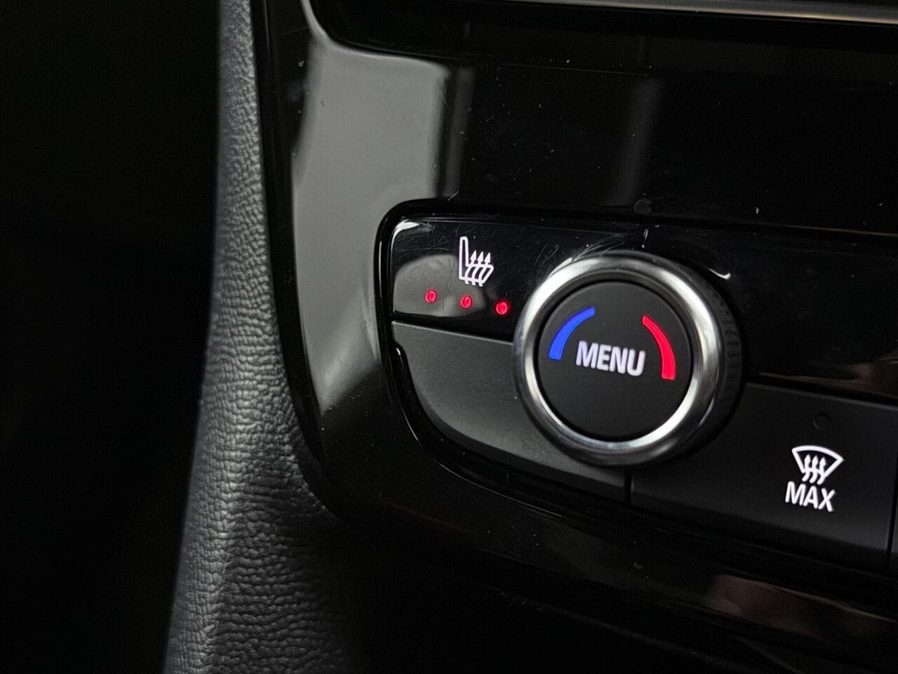 Vauxhall Mokka thumbnail Misc Controls