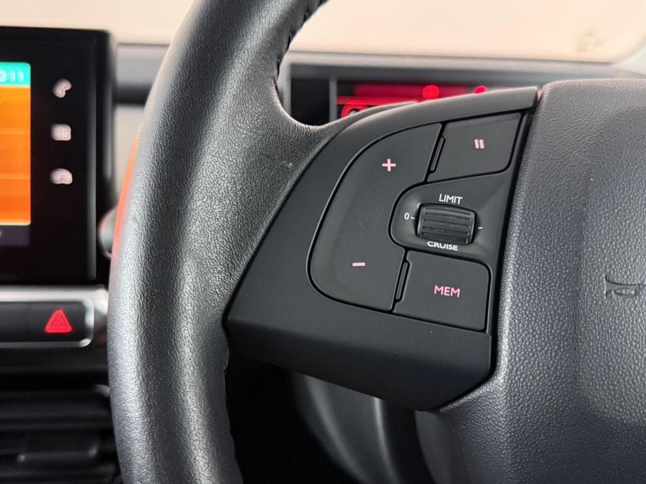 Citroen C4 Cactus thumbnail Misc Controls