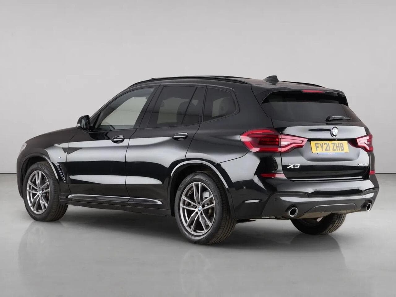 BMW X3 thumbnail Rear Left