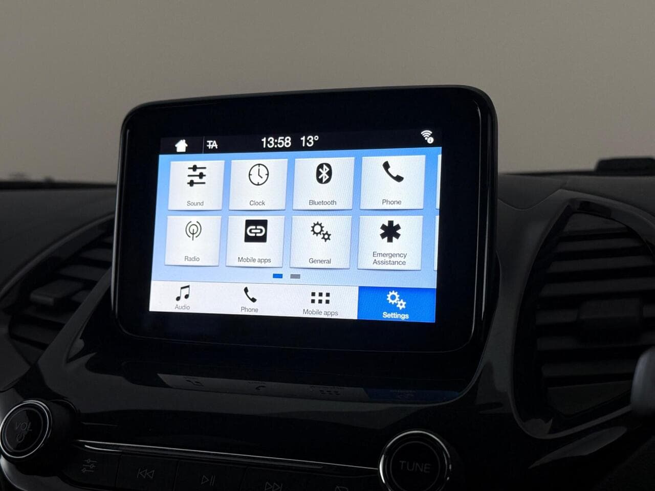 Ford Ka+ thumbnail Infotainment System
