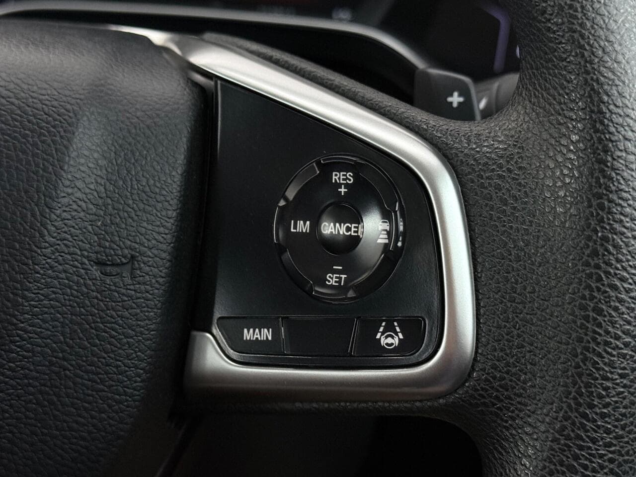 Honda CR-V thumbnail Misc Controls