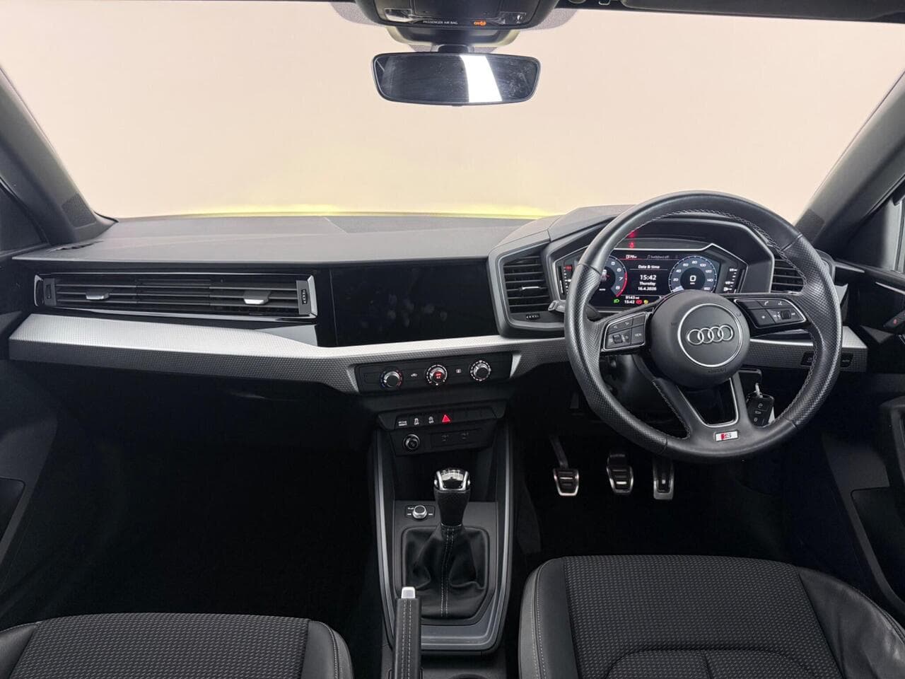 Audi A1 thumbnail Interior Front