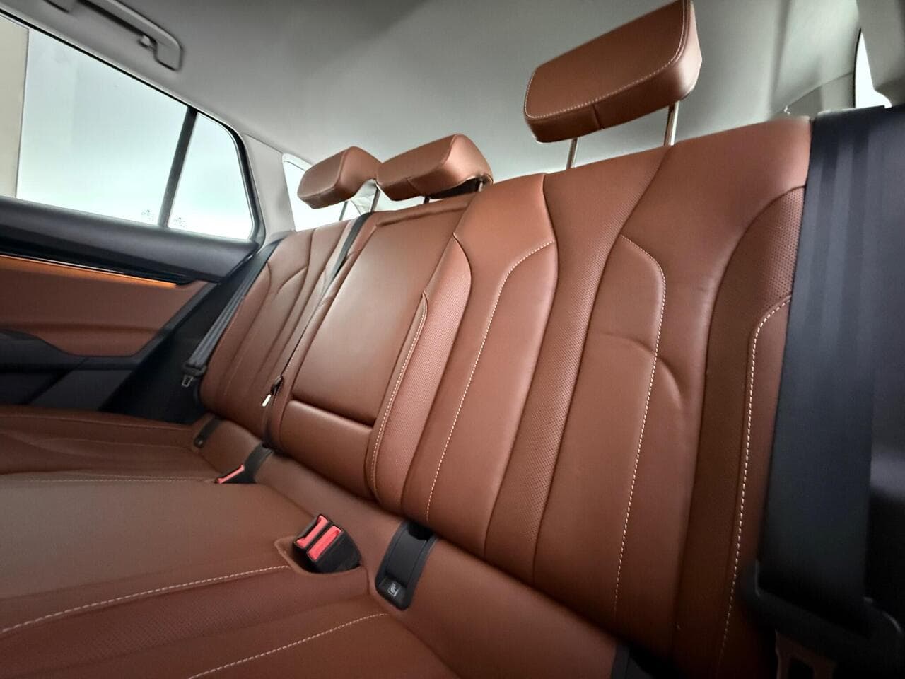 Skoda Enyaq thumbnail Seats Rear