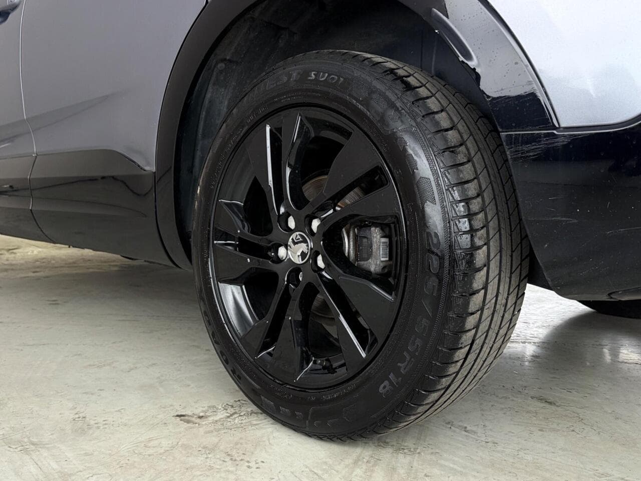 Vauxhall Grandland thumbnail Wheel