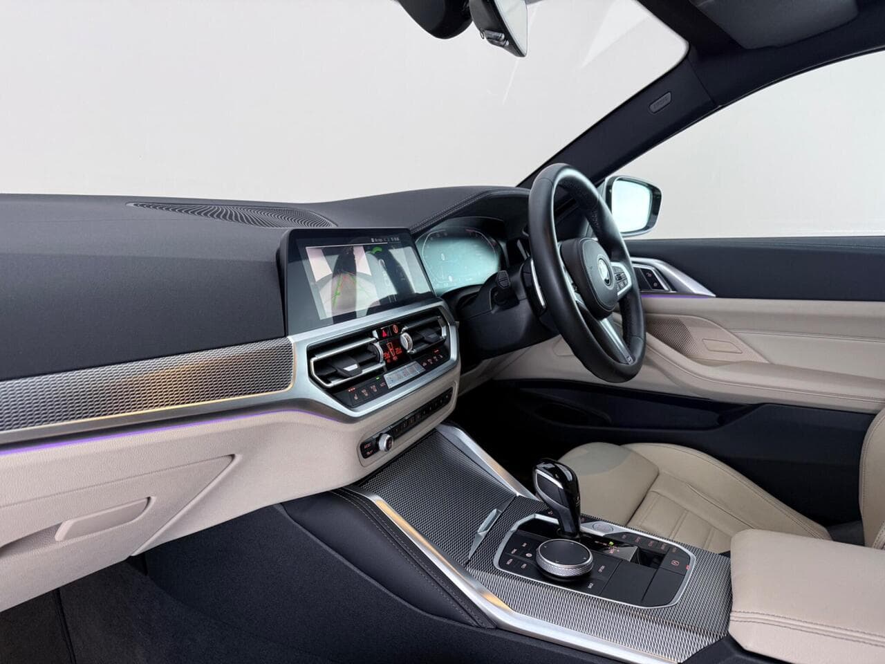 BMW 4 Series thumbnail Interior Front