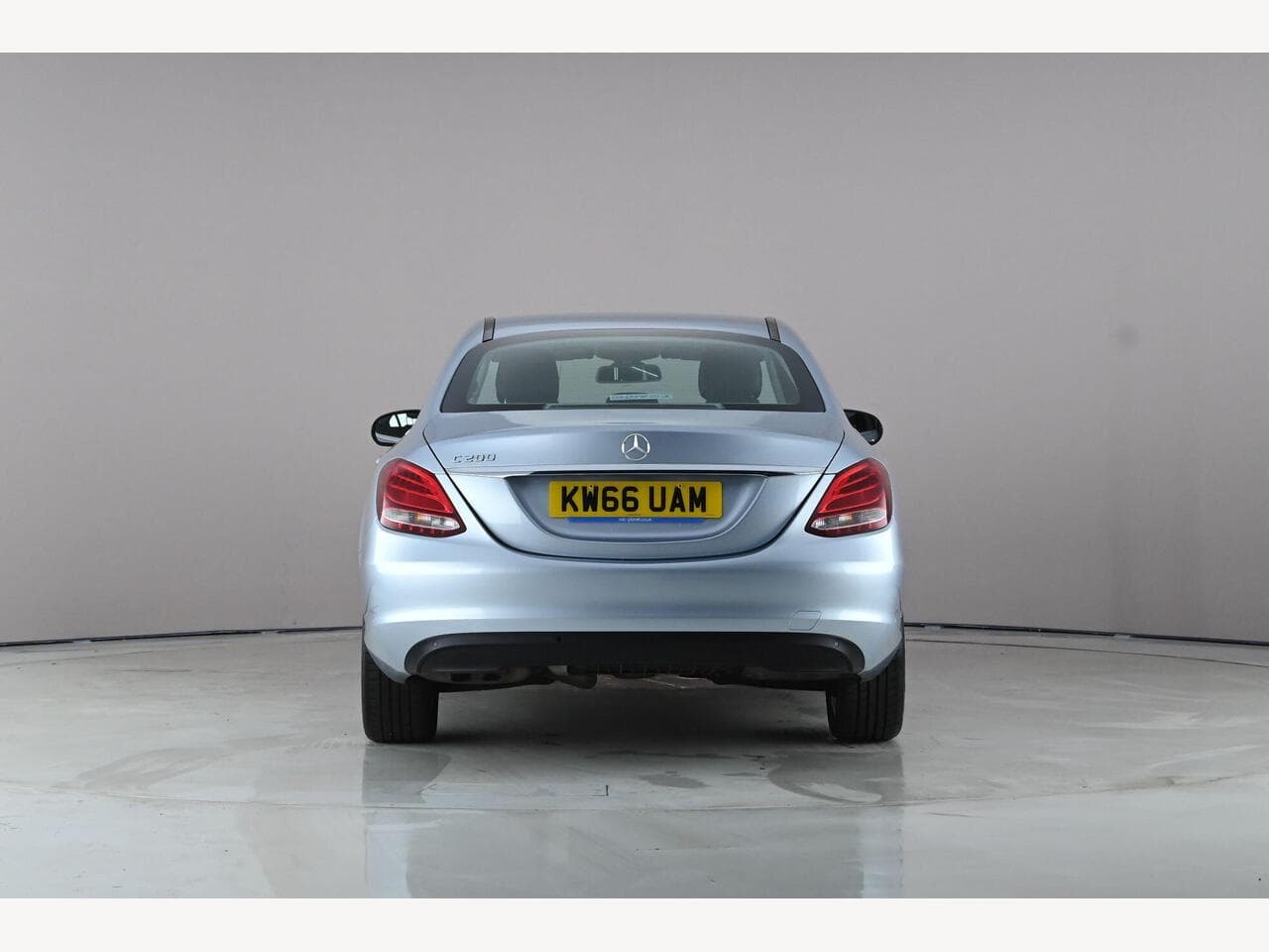 Mercedes-Benz C Class thumbnail Rear