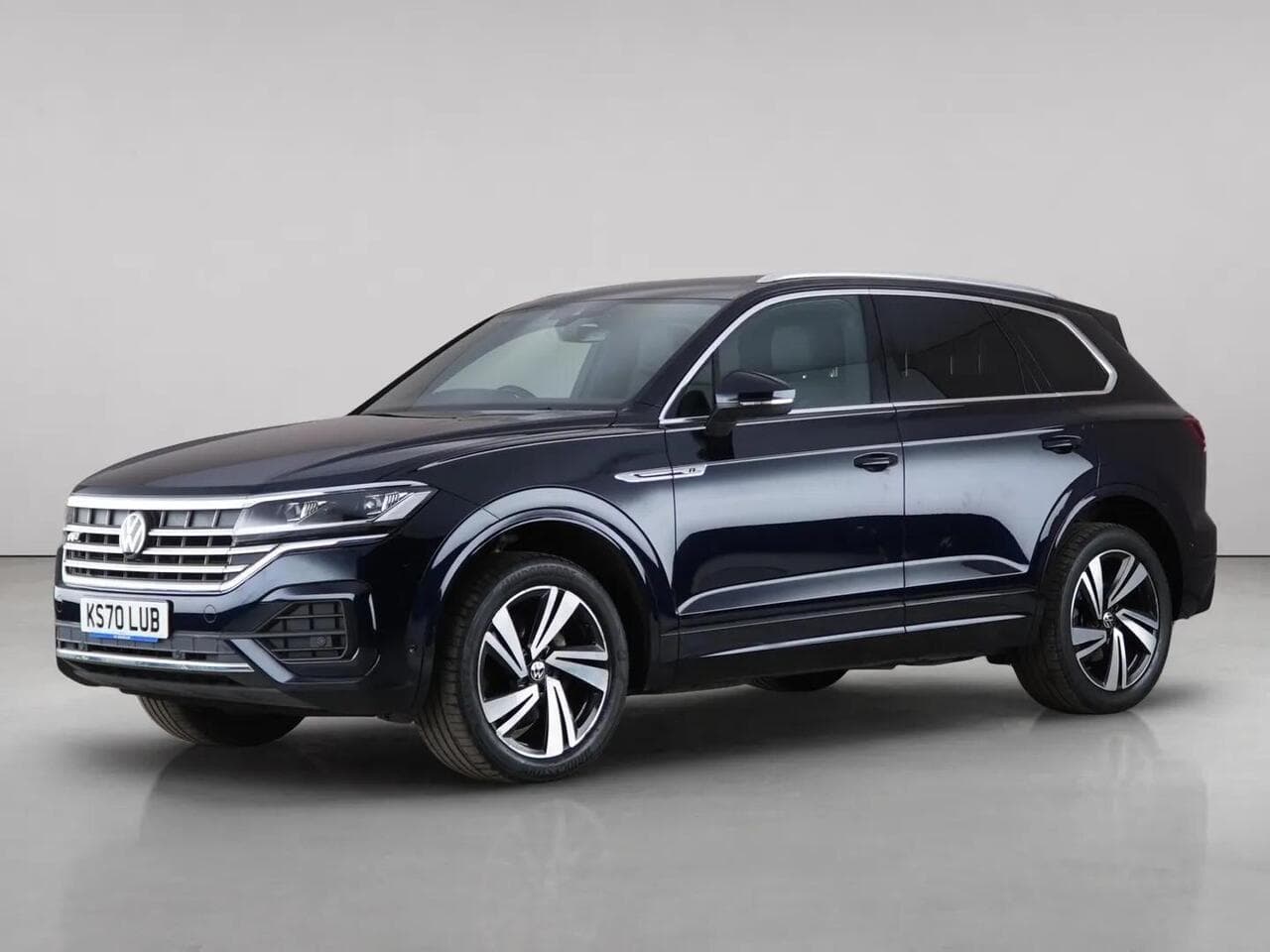 Volkswagen Touareg thumbnail Front Left
