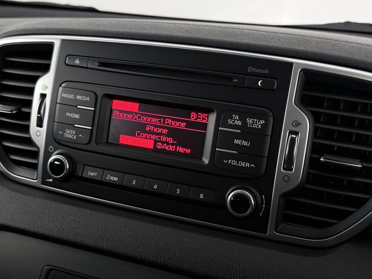 Kia Sportage thumbnail Infotainment System