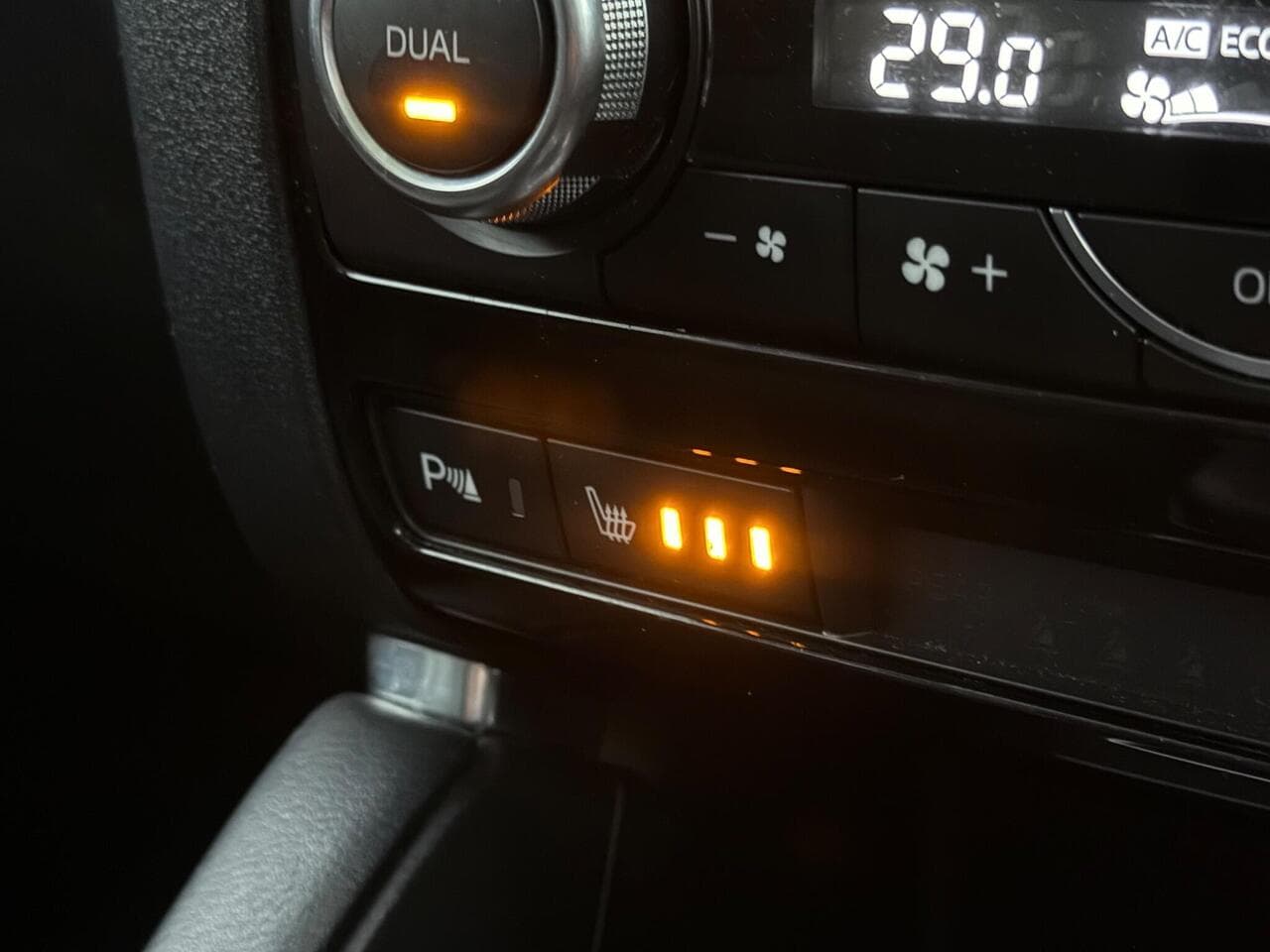 Mazda CX-5 thumbnail Misc Controls