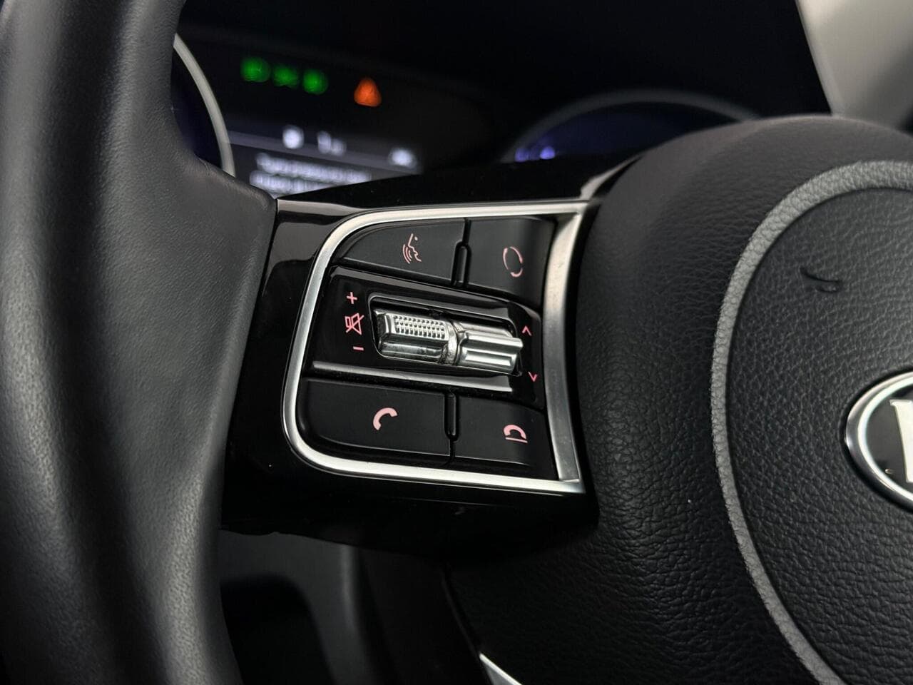 Kia XCeed thumbnail Misc Controls