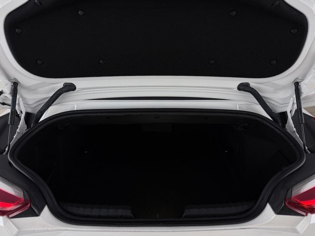 BMW Z4 thumbnail Boot