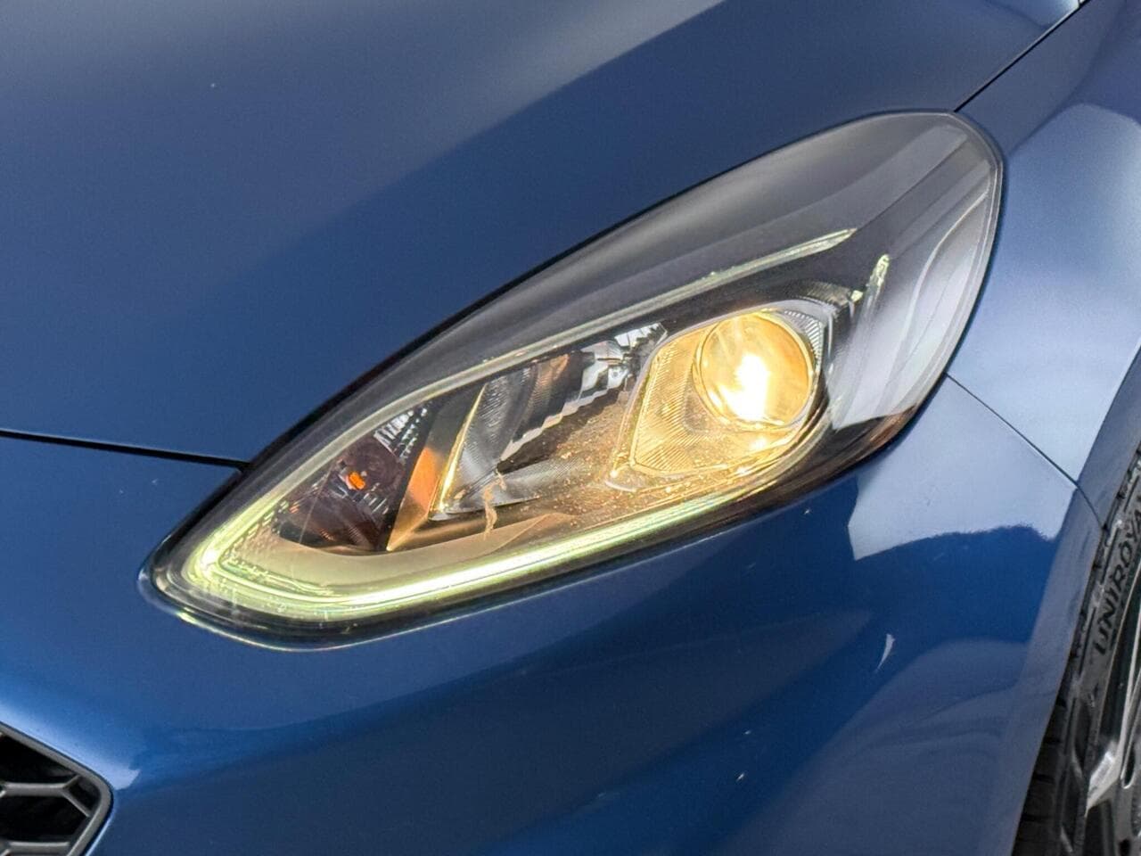 Ford Fiesta thumbnail Lights Front