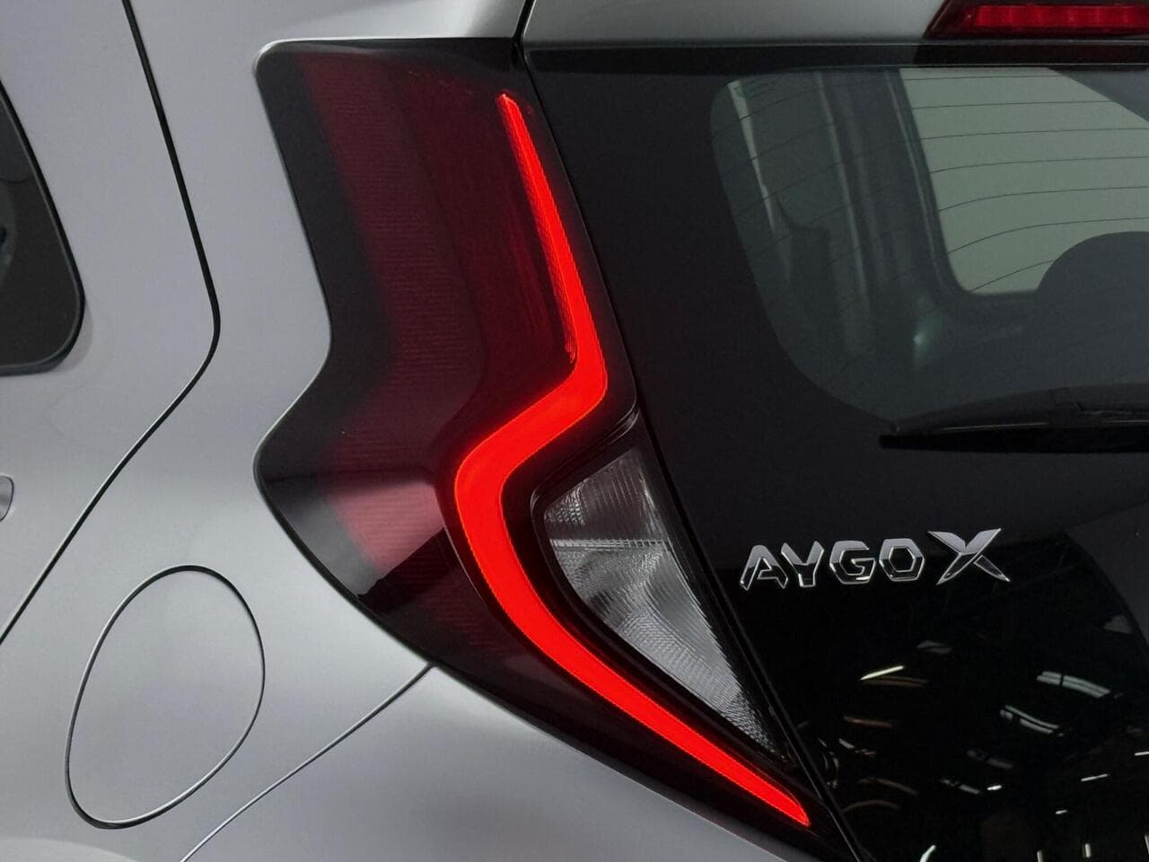Toyota Aygo X thumbnail Lights Rear