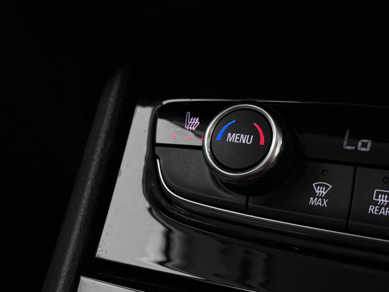 Vauxhall Grandland X thumbnail Misc Controls