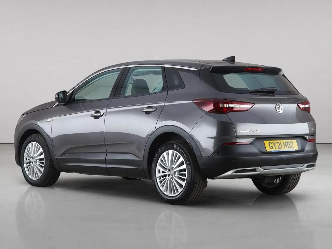 Vauxhall Grandland X thumbnail Rear Left