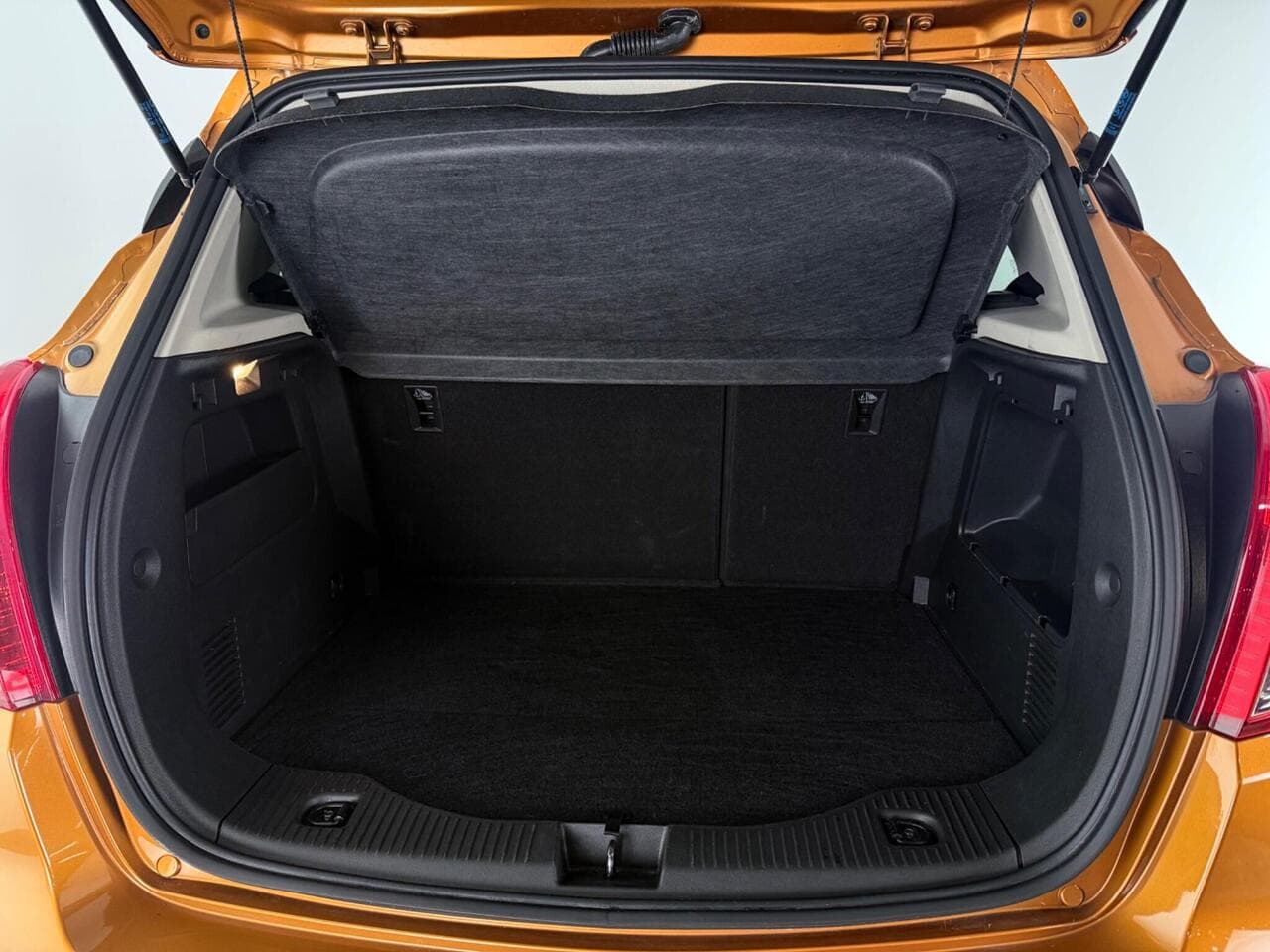 Vauxhall Mokka X thumbnail Boot