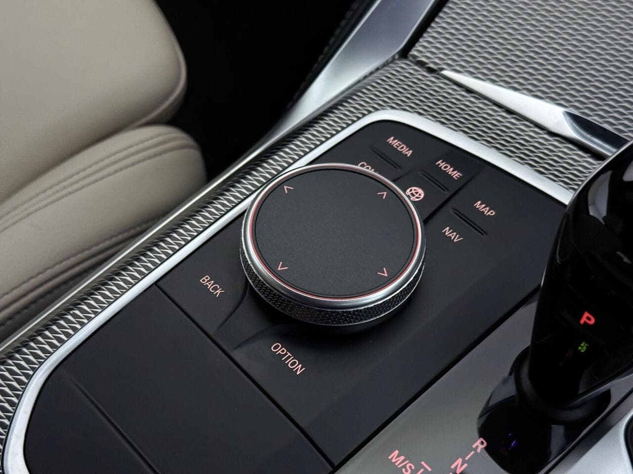 BMW 4 Series thumbnail Misc Controls