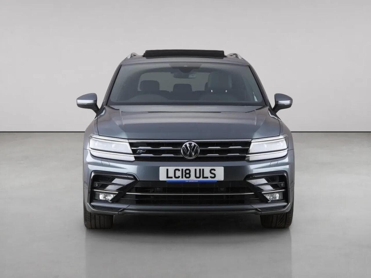 Volkswagen Tiguan Allspace thumbnail Front