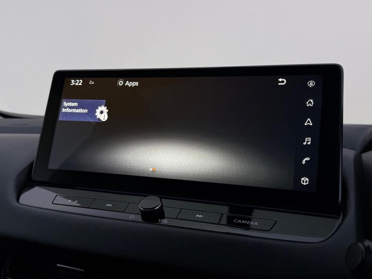 Nissan Qashqai thumbnail Infotainment System