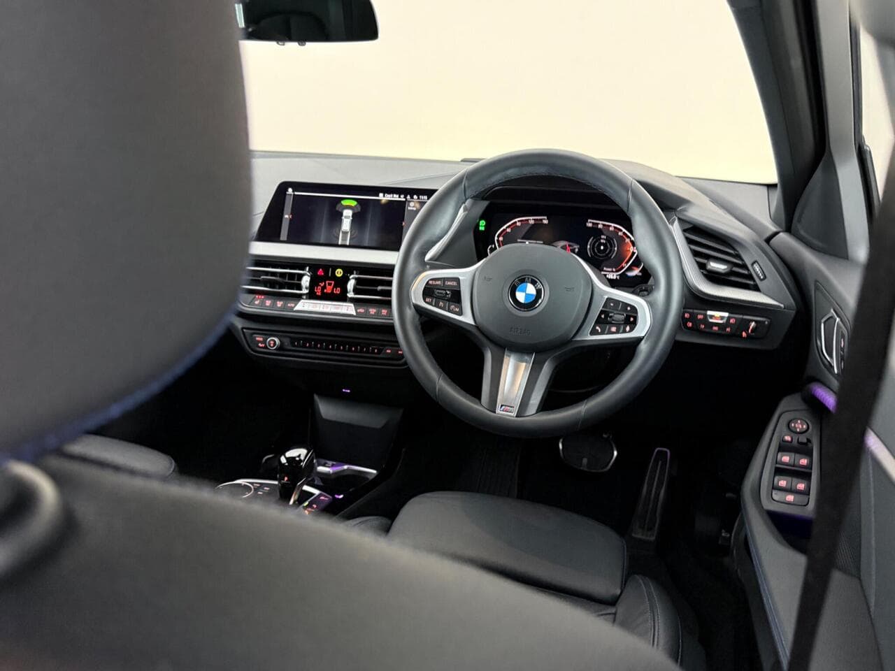 BMW 1 Series thumbnail Steering Wheel