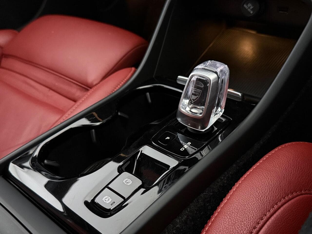 Volvo XC40 thumbnail Interior Front
