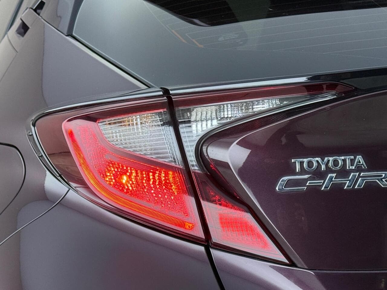 Toyota C-HR thumbnail Lights Rear
