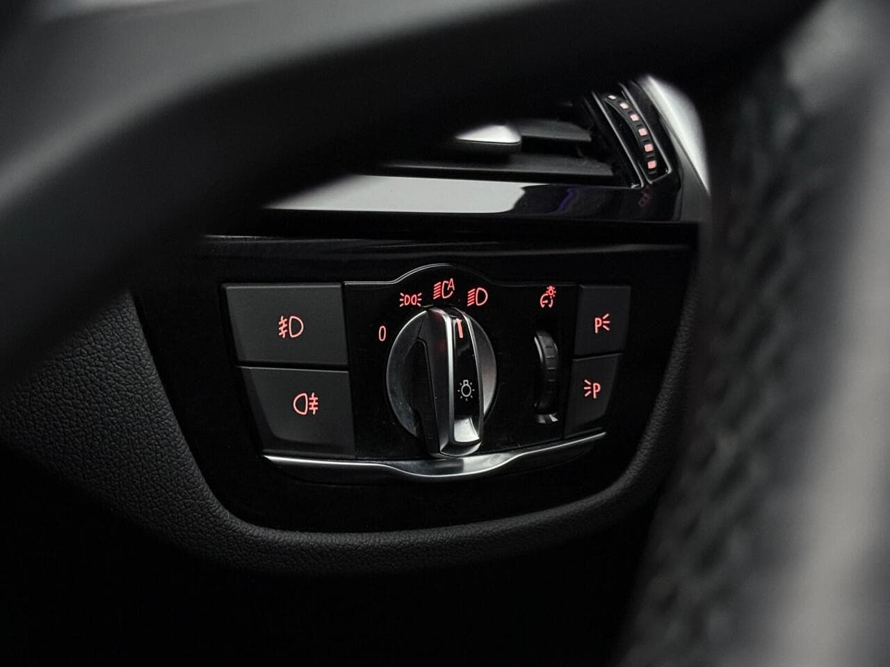BMW 5 Series thumbnail Misc Controls