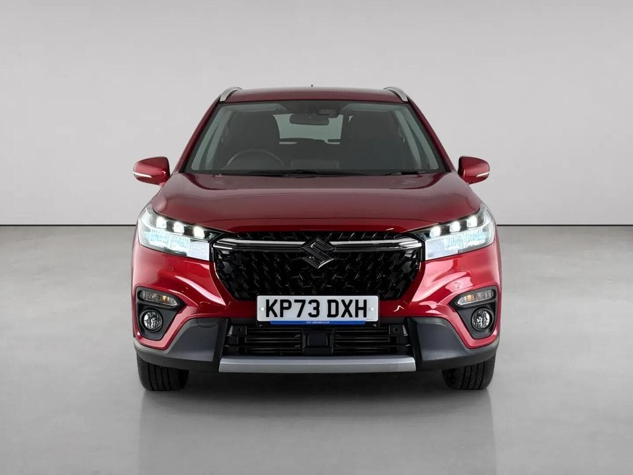 Suzuki S-Cross thumbnail Front