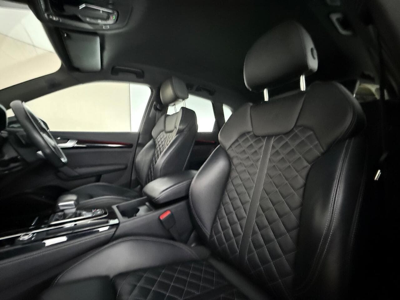 Audi Q5 thumbnail Seat Front Passenger