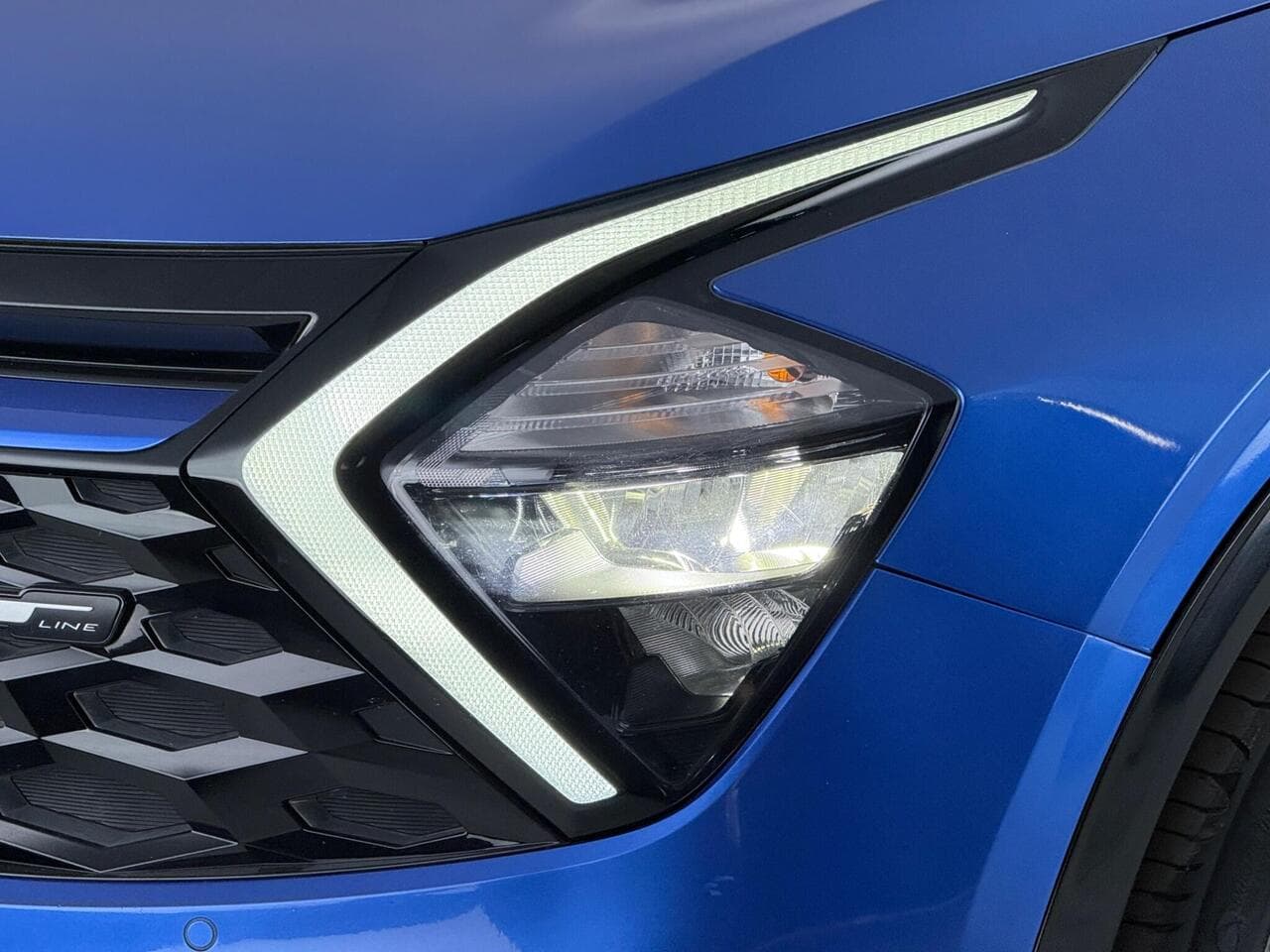 Kia Sportage thumbnail Lights Front