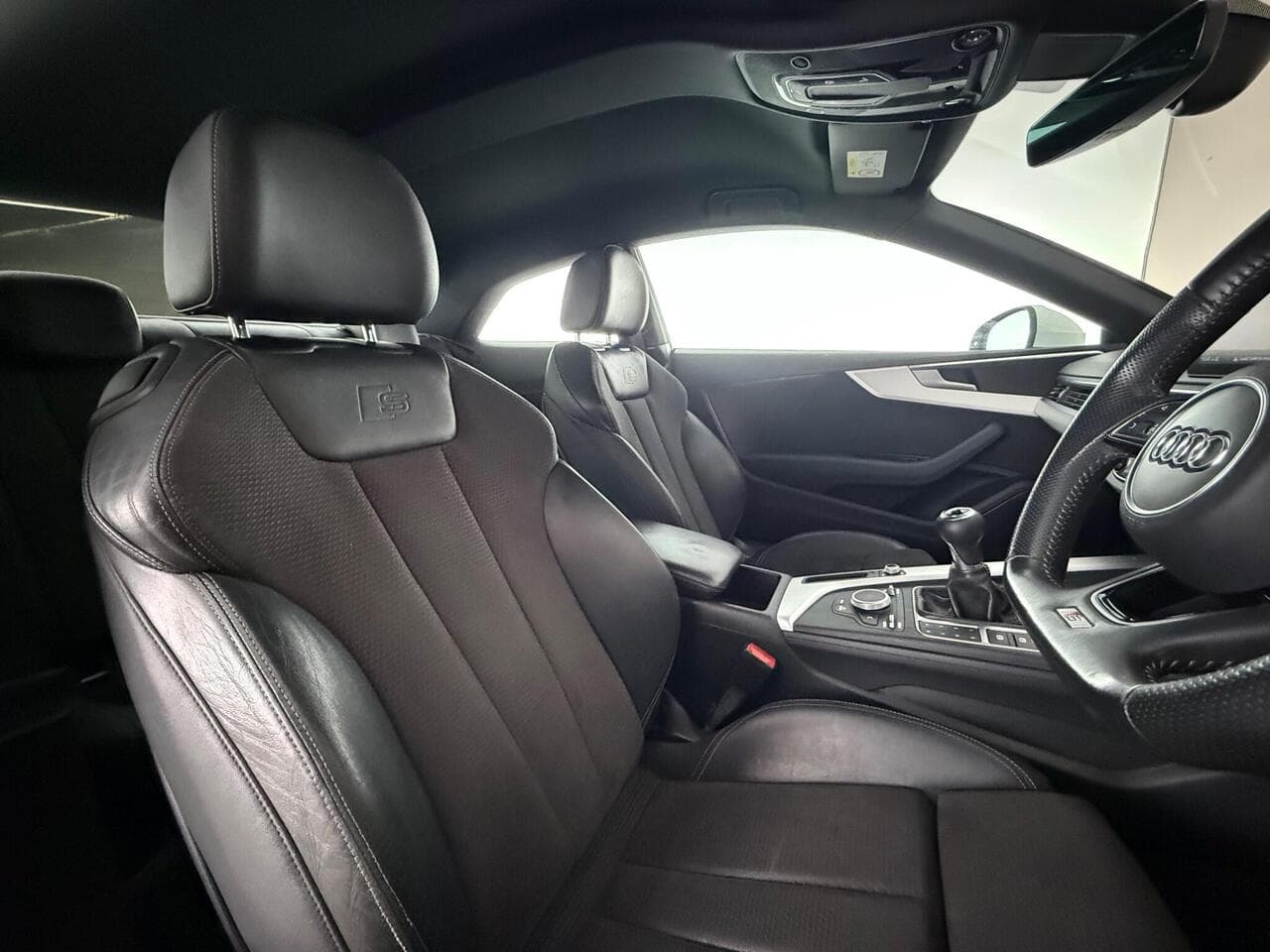 Audi A5 thumbnail Seat Driver
