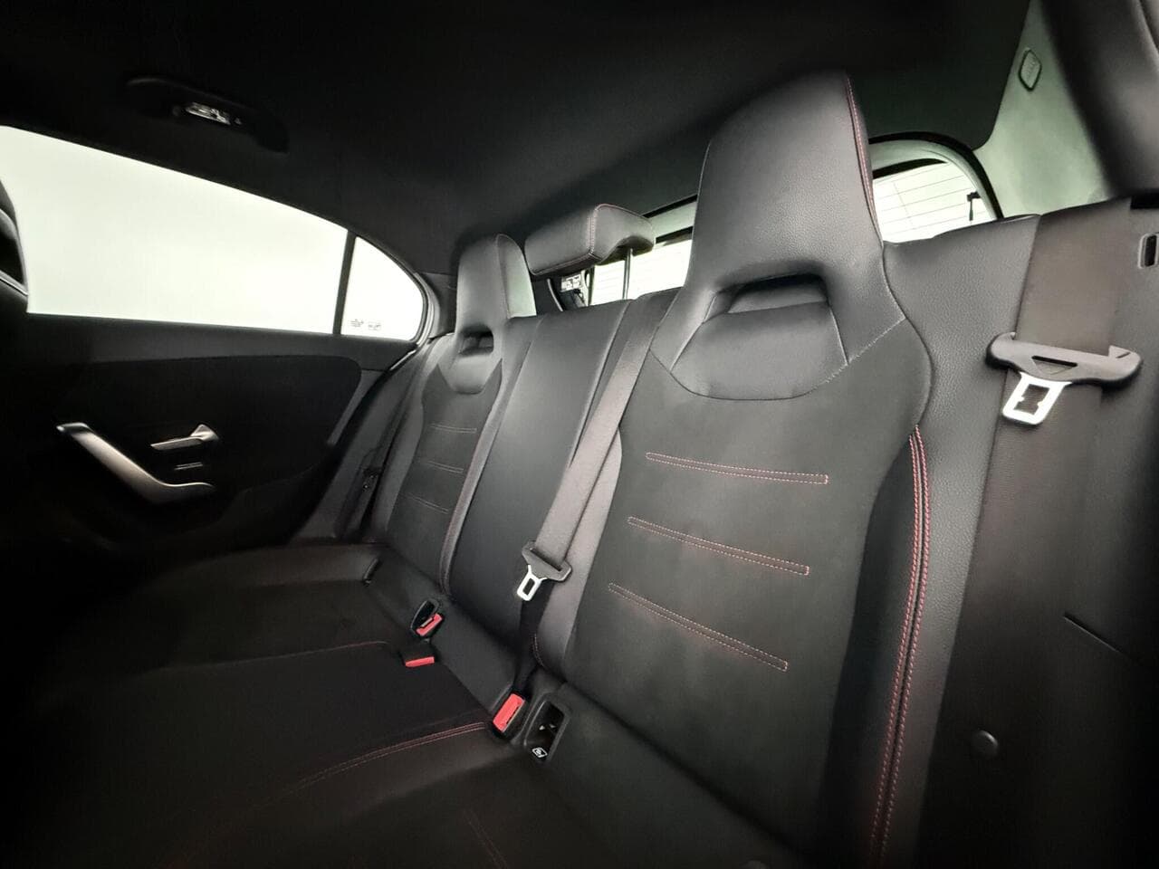 Mercedes-Benz A Class thumbnail Seats Rear