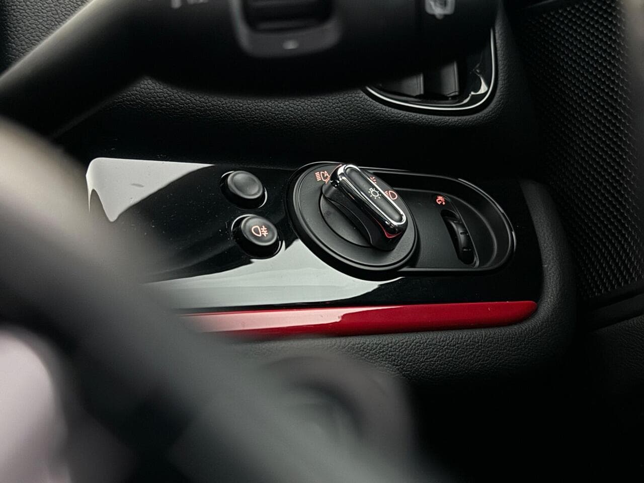 MINI Countryman thumbnail Misc Controls