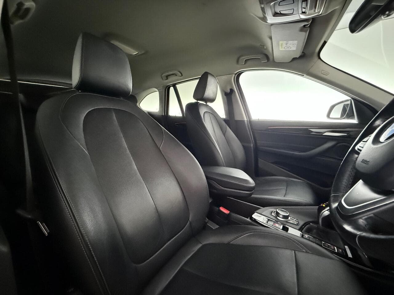 BMW X1 thumbnail Seat Driver