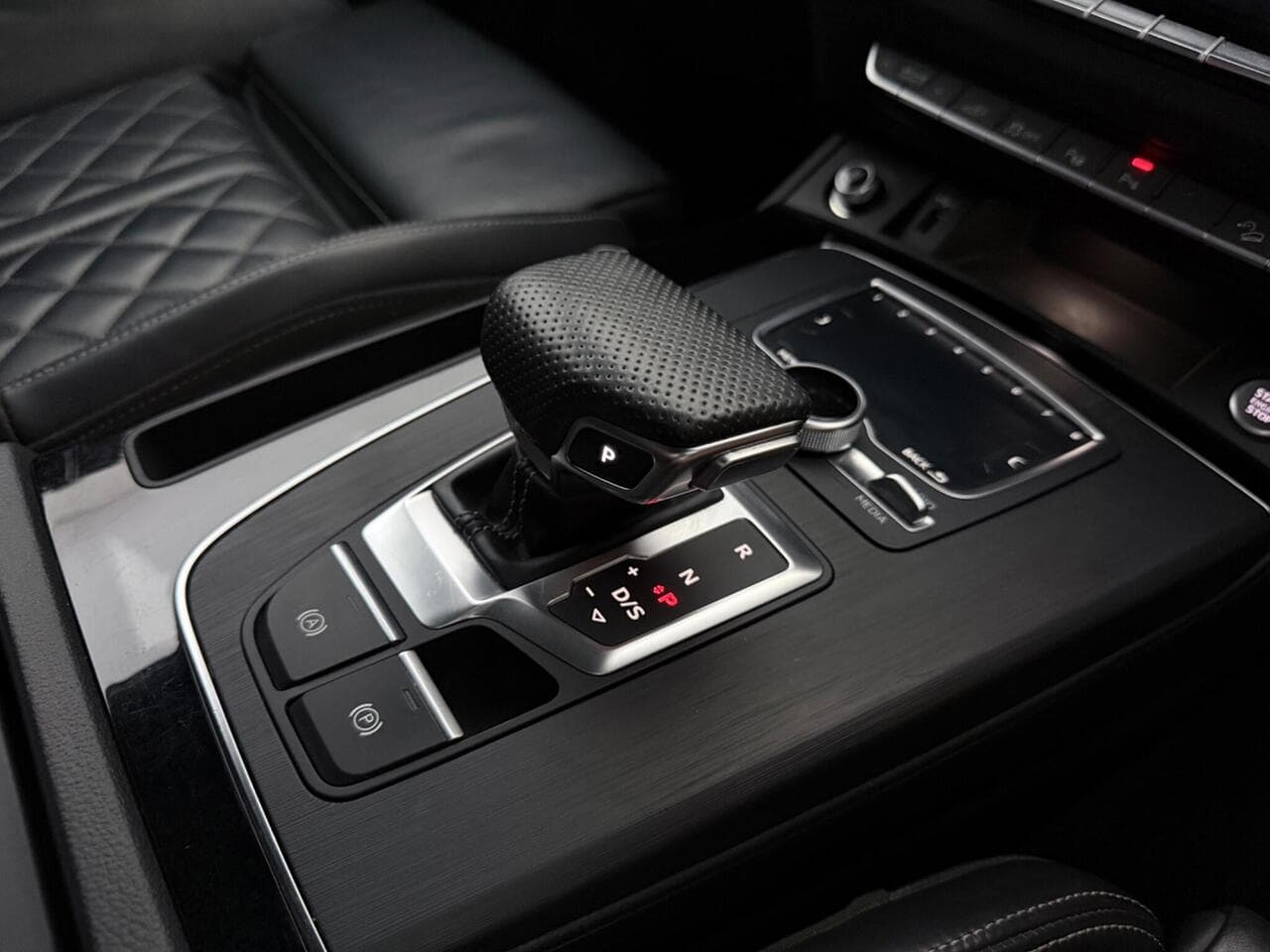 Audi Q5 thumbnail Inconclusive